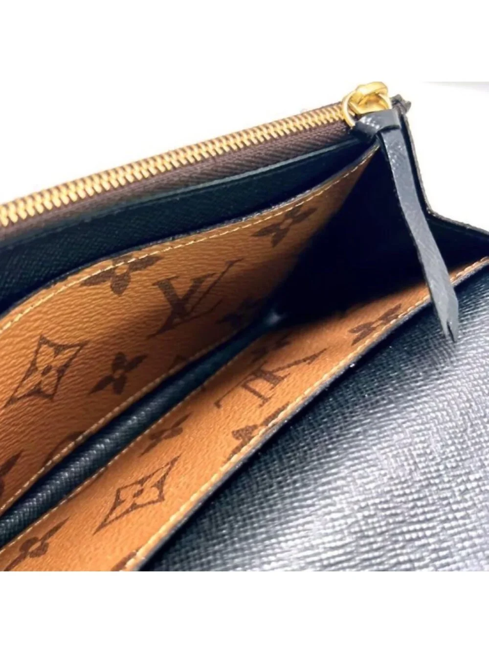 Louis Vuitton Monogram Reverse Portefeuille Emily Wallet